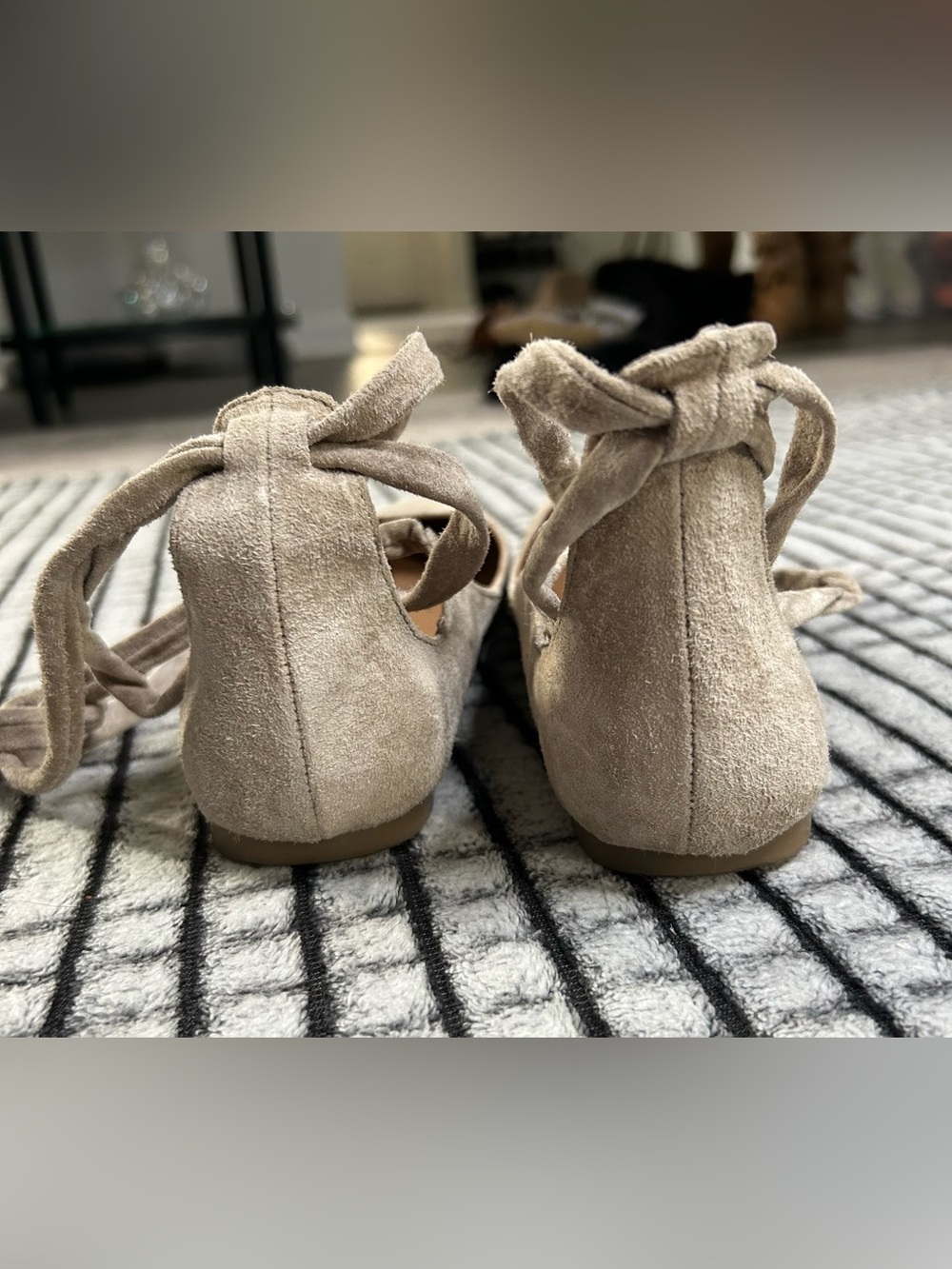 Women’s New Steve Madden Suede Lace-Up Ballet Flats (6.5) - Picture 5 of 9